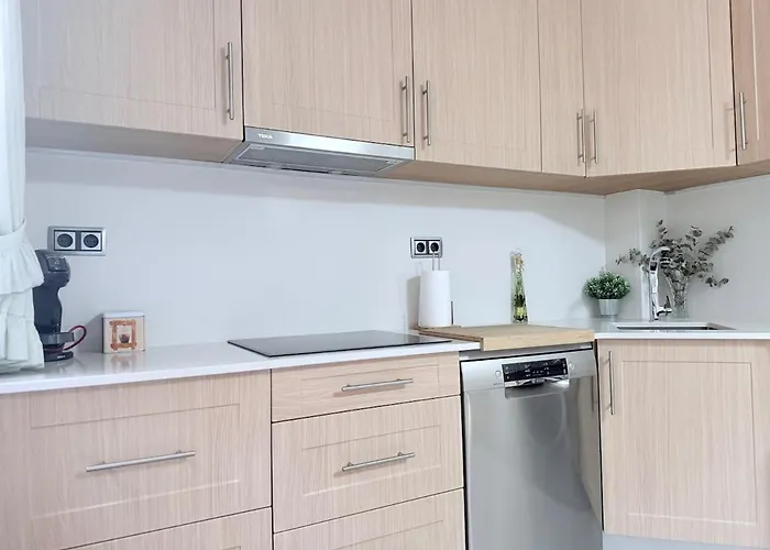 Con Piscina En Apartment