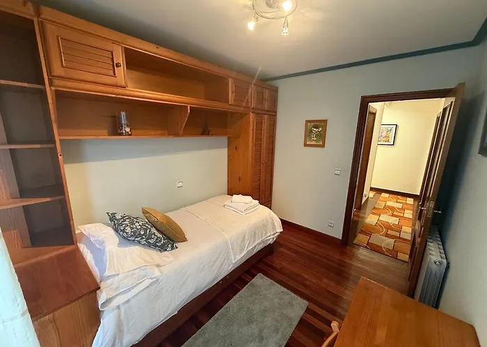 Con Piscina En Apartment